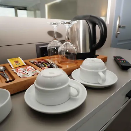 Aura Marina Hotel 3*