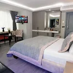 Aura Marina Hotel