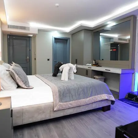 Aura Marina Szálloda 3*