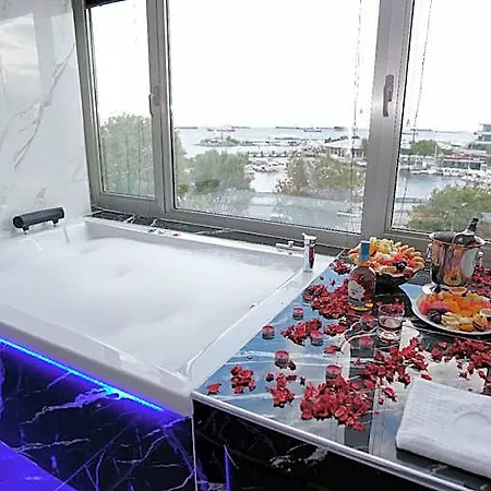 Hotel Aura Marina 3*