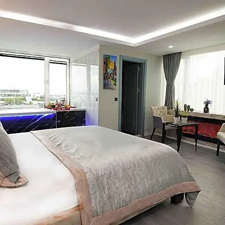 Hotel Aura Marina 3*