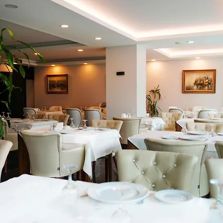 Aura Marina Otel 3*