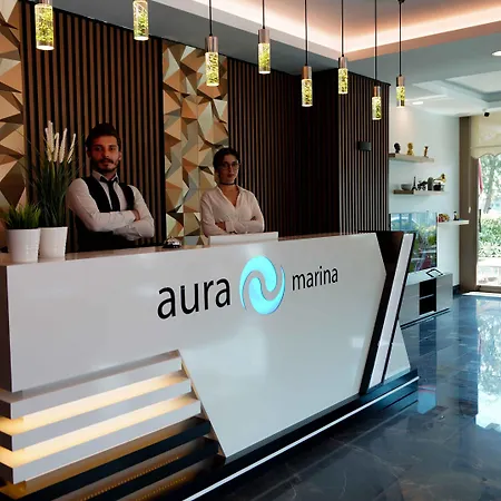 Aura Marina 호텔