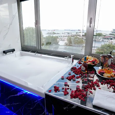 Aura Marina Otel İstanbul
